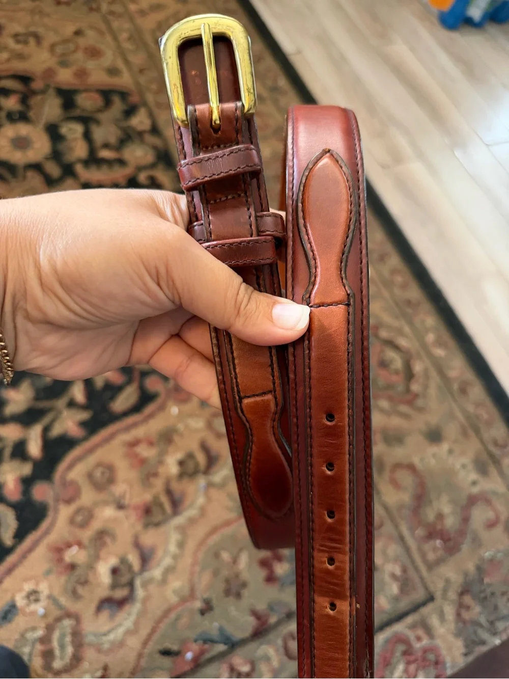 Cabela's Chestnut Brown Leather Belt with Brass Buckle
